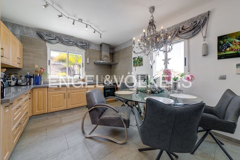 Foto 66385b17-df4e-4fda-be5d-594ec7aa4ddb. Casa impresionante villa en estilo moderno en San Fulgencio