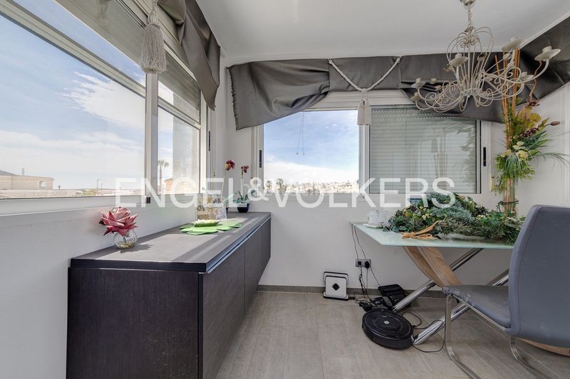 Foto 716efac2-44e9-4e53-95f0-1400eb6f7671. Casa impresionante villa en estilo moderno en San Fulgencio