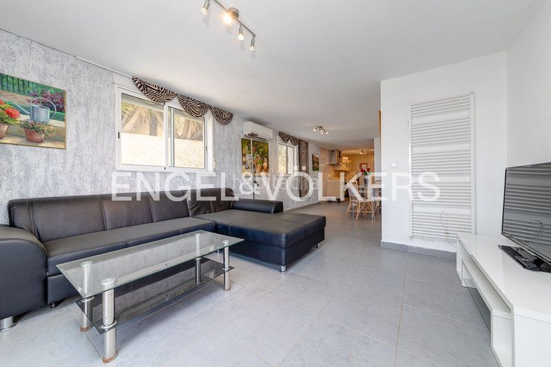 Foto 99627856-a16d-4fe2-8345-6a4434110aef. Casa impresionante villa en estilo moderno en San Fulgencio