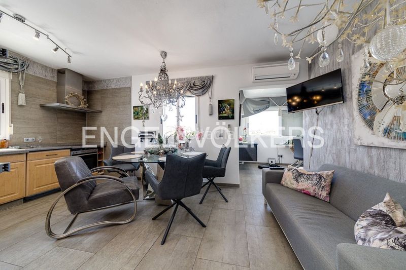 Foto ce22890d-654b-45db-a9ea-c89dbdbed230. Casa impresionante villa en estilo moderno en San Fulgencio