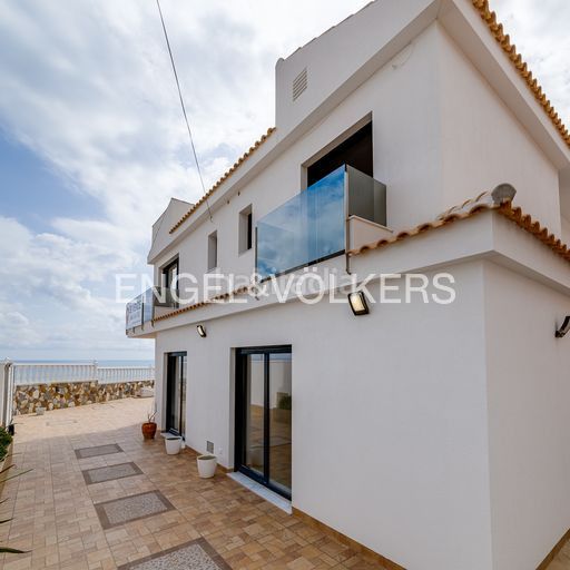 Foto 2a90f8e7-29a7-4ed0-ab25-062179ead56c. Casa amb calefacció aparcament piscina a Miramar - Torre del Moro Torrevieja