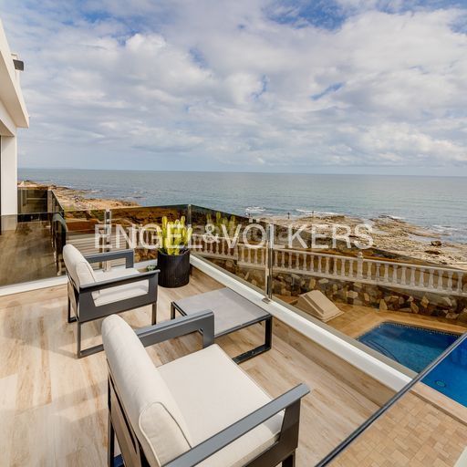 Foto 37bfb5df-037e-40f2-9c9d-3d8c644cbea6. Casa amb calefacció aparcament piscina a Miramar - Torre del Moro Torrevieja