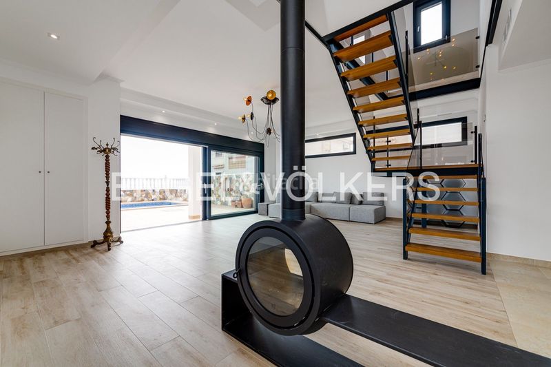 Foto 4d337488-9e11-41ad-8d82-c1cd25418166. Casa amb calefacció aparcament piscina a Miramar - Torre del Moro Torrevieja