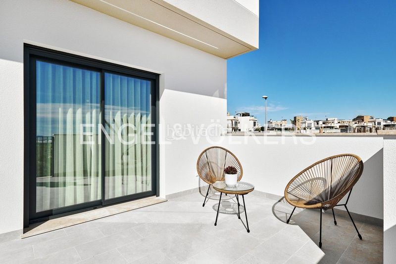 Foto d54b5cbc-dd66-4239-9a0e-ba9d7e0a78f1. Casa amb calefacció aparcament piscina a San Miguel de Salinas
