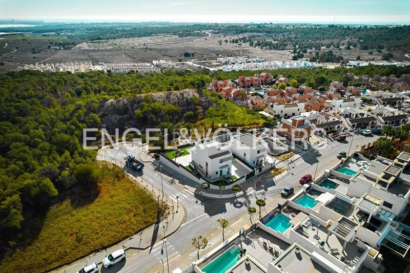 Foto dc621814-1f10-42d4-bf4c-b04593c3bc5f. Casa amb calefacció aparcament piscina a San Miguel de Salinas