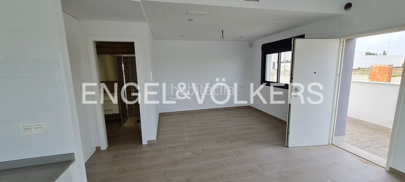 Foto 82257c90-3820-41fd-bb02-8e861fea6596. Casa amb calefacció aparcament piscina a Villamartín-Las Filipinas Orihuela