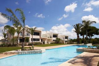 Appartement à El Pinar de Campoverde. Bungalows de obra nueva en lo romero golf