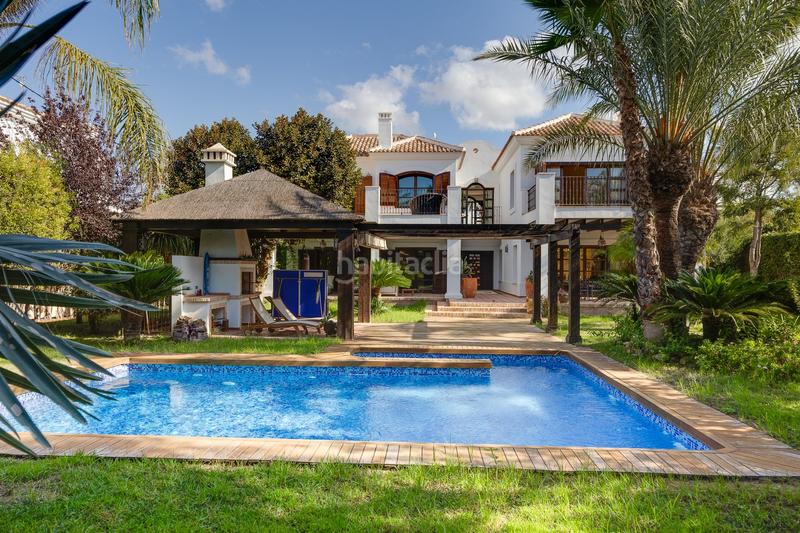 Foto 6bc77a2d-3d96-4a5d-aa7f-f8a33cb3a761. Masia amb calefacció aparcament piscina a Cabo Roig Orihuela