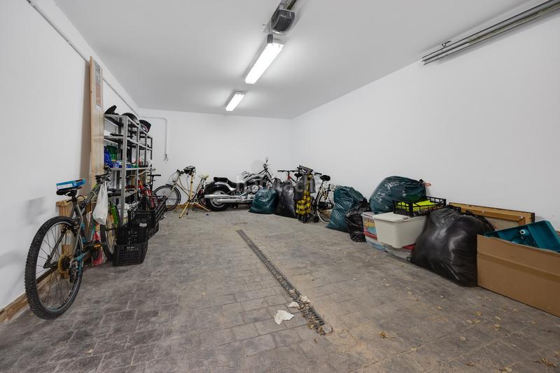 Foto 77f8f7fe-eea7-4f23-8e8e-4143c1cb8a9f. Masia amb calefacció aparcament piscina a Cabo Roig Orihuela