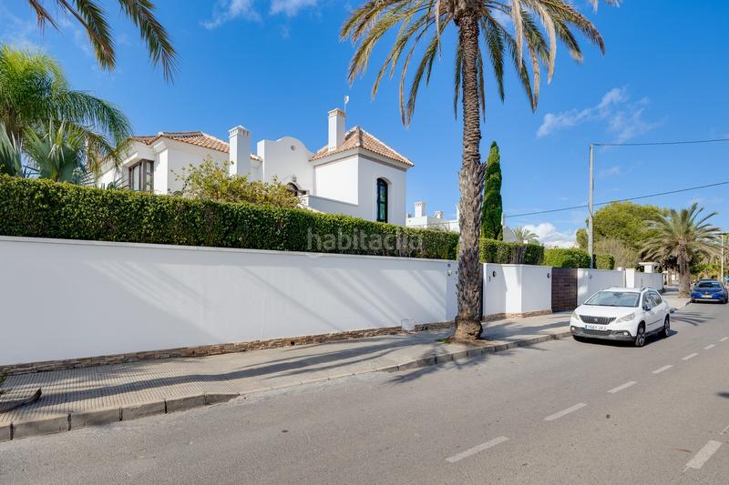 Foto c1c023f6-327d-4d1f-90af-7e834f3dd575. Masia amb calefacció aparcament piscina a Cabo Roig Orihuela