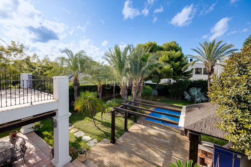 Foto c3a97c6c-de4f-4bd5-b412-8820b10aa47e. Masia amb calefacció aparcament piscina a Cabo Roig Orihuela