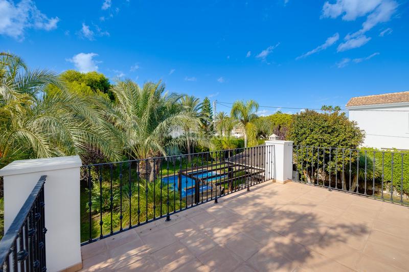 Foto d6840807-04ec-4bd7-a599-95a6572f4e98. Masia amb calefacció aparcament piscina a Cabo Roig Orihuela