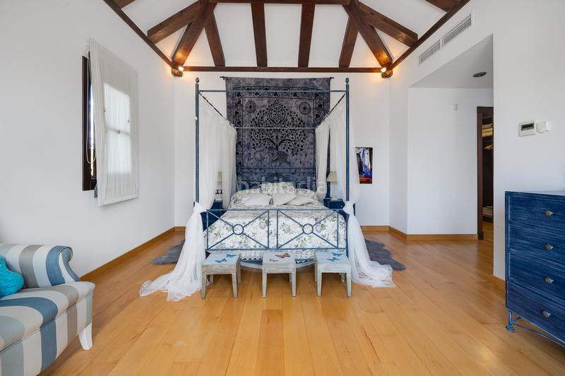 Foto e50f369f-12ec-43b1-855c-accf6b5cec10. Masia amb calefacció aparcament piscina a Cabo Roig Orihuela