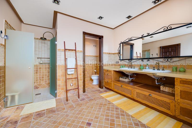 Foto f0282344-99a0-4dce-a83c-a3ac50fc77bf. Masia amb calefacció aparcament piscina a Cabo Roig Orihuela