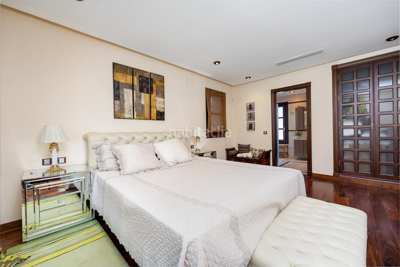 Foto f2fc817d-9c76-4e91-b90d-888a31f25291. Masia amb calefacció aparcament piscina a Cabo Roig Orihuela