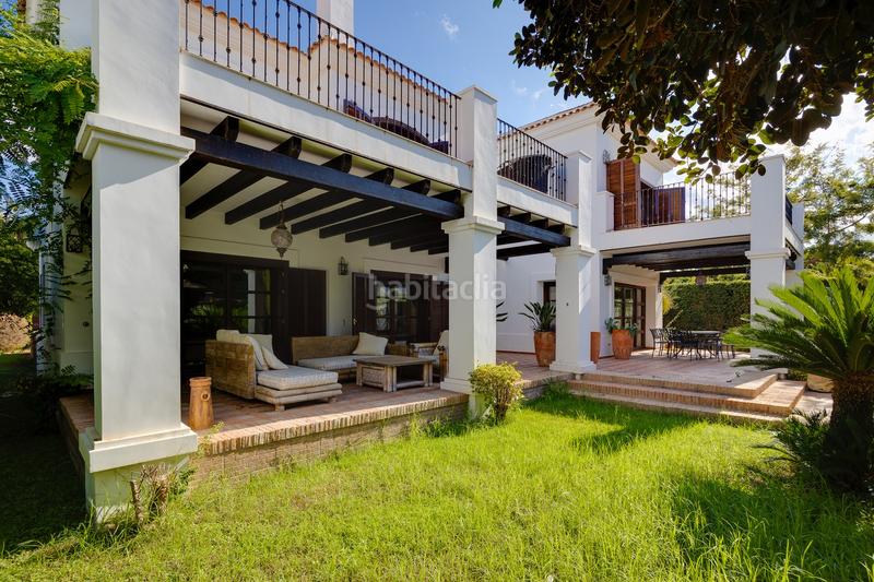 Foto f5ca571f-5f04-462a-92cd-a24663c7d95b. Masia amb calefacció aparcament piscina a Cabo Roig Orihuela