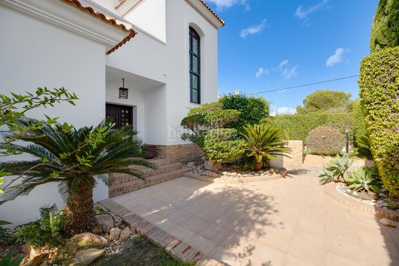 Foto fdf0379d-a5b2-49f7-8e89-3c64b7d4d22c. Masia amb calefacció aparcament piscina a Cabo Roig Orihuela