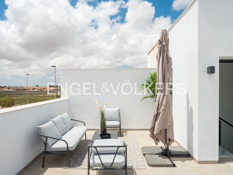Foto 017f723b-c5e8-424a-acca-9cf33622c46c. Casa amb calefacció aparcament piscina a San Pedro del Pinatar San Pedro del Pinatar