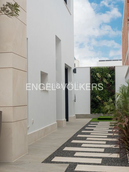 Foto a73fd51c-2744-4ff6-9ba3-3efbf9f4b9b9. Casa amb calefacció aparcament piscina a San Pedro del Pinatar San Pedro del Pinatar