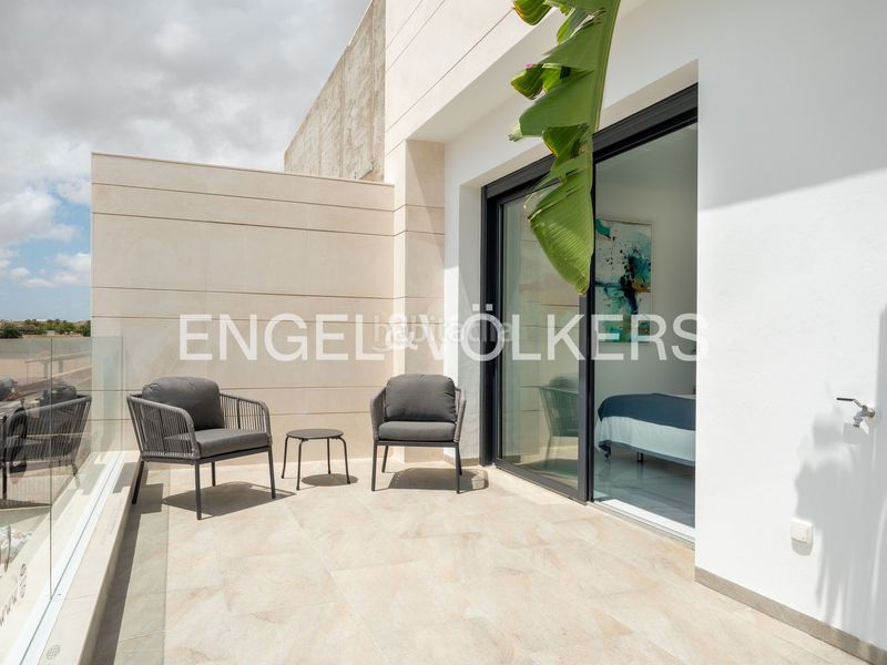 Foto ec67fe03-61d7-4287-b550-88fdfa4d71a4. Casa amb calefacció aparcament piscina a San Pedro del Pinatar San Pedro del Pinatar