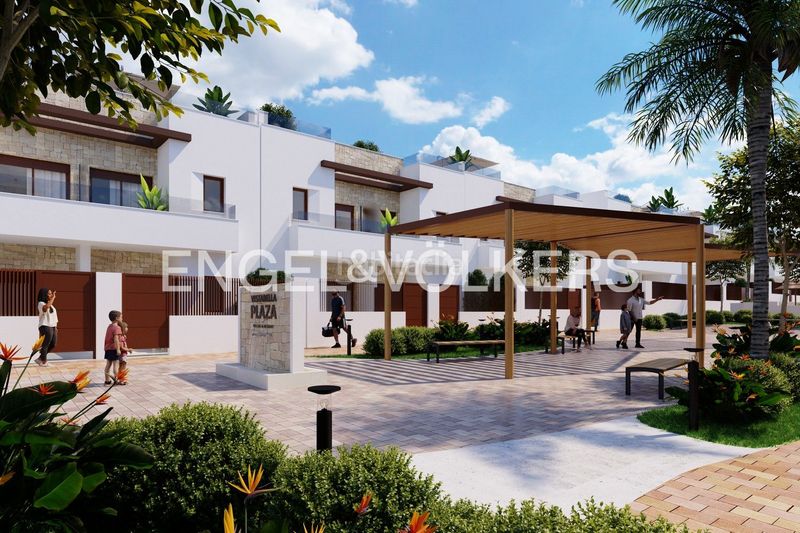 Foto 907e9e10-fb85-4e90-a610-554b5a50811c. Casa amb calefacció aparcament piscina a Desamparados - Hurchillo - Torremendo Orihuela