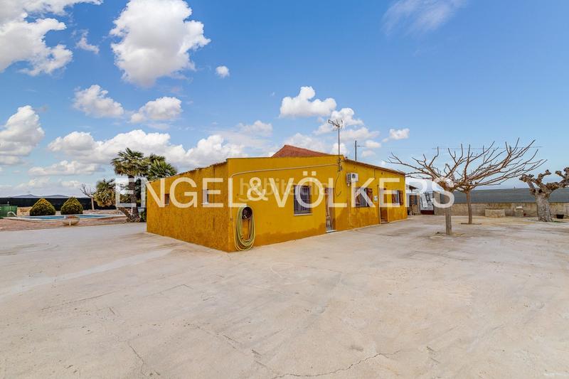 Foto 4c96b3b9-01f8-4be9-a1a8-e9313b1be4b0. Masia amb calefacció aparcament piscina a Almoradí