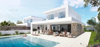 Maison à Los Balcones-Los Altos. Chalet unifamiliar de obra nueva con vistas a las salinas en los