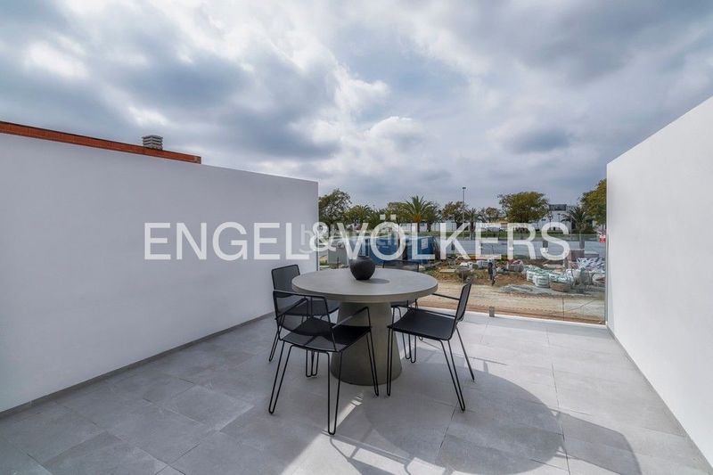 Foto 096f032f-8f61-450b-9449-ee43fe3aa585. Casa amb calefacció aparcament piscina a Pilar de la Horadada ciudad Pilar de la Horadada