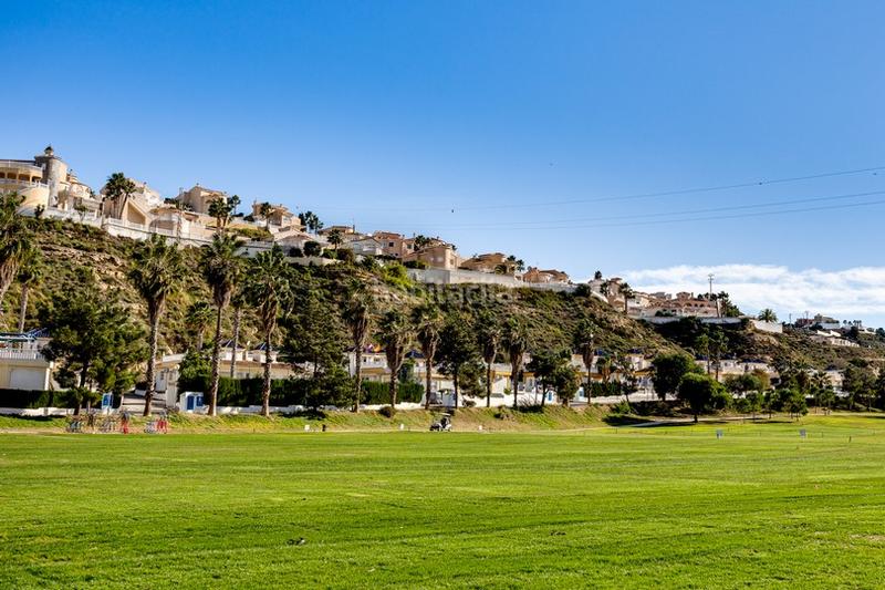 Foto 8fa044ae-c90e-47c4-89cf-68e3ececc59a. Apartamento planta baja con jardín privado y piscina comunitaria en la fiesta quesada en Rojales