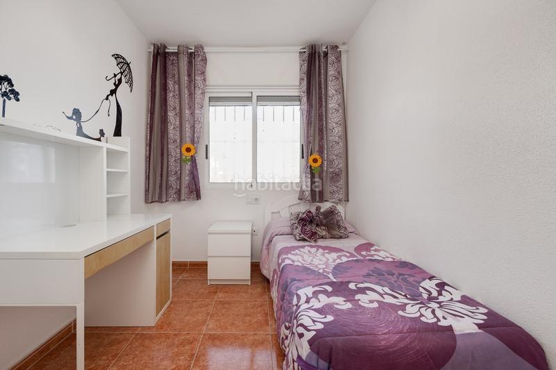 Foto 38b3e81a-f94b-4a6c-960e-373633e7c8e6. Àtic amb calefacció aparcament a Zona Playa de los Locos Torrevieja