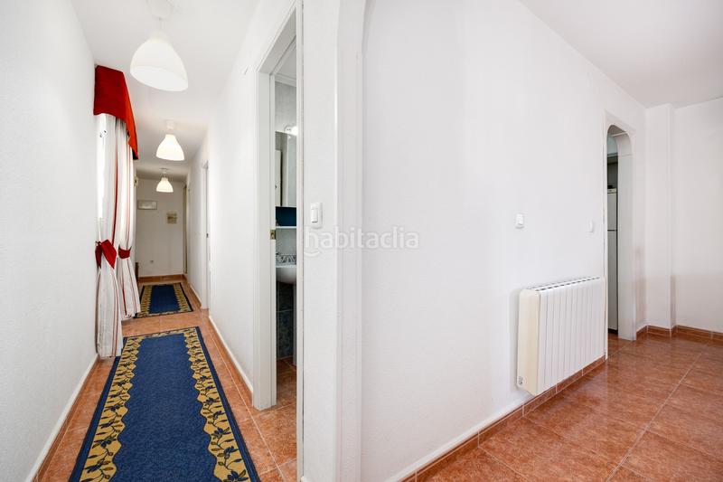 Foto 5eff6ebe-2b9c-479c-a439-e993f751bd4d. Àtic amb calefacció aparcament a Zona Playa de los Locos Torrevieja