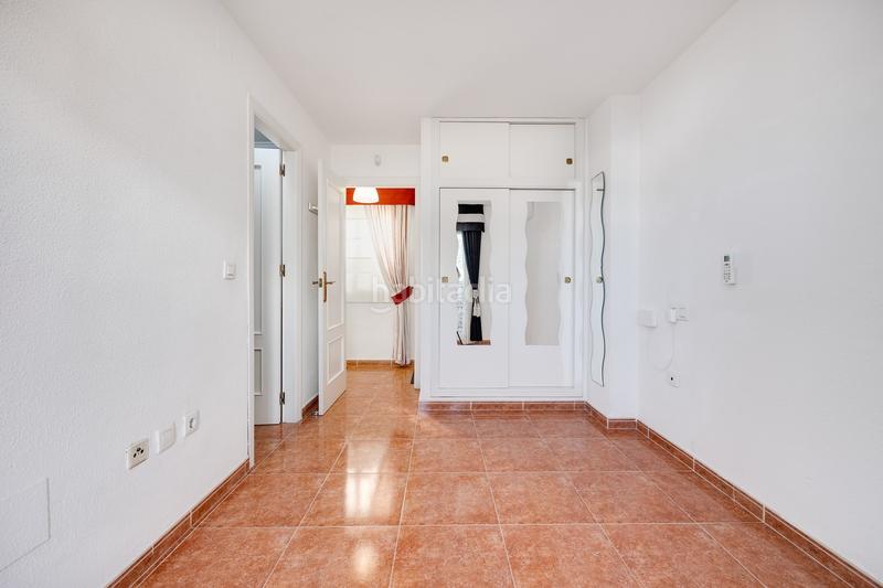 Foto 6af86962-66b3-4c62-960e-531a88a952e1. Àtic amb calefacció aparcament a Zona Playa de los Locos Torrevieja