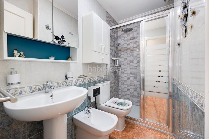 Foto 8b2b8b53-ee69-45fa-a2f6-1ab4975574a6. Àtic amb calefacció aparcament a Zona Playa de los Locos Torrevieja