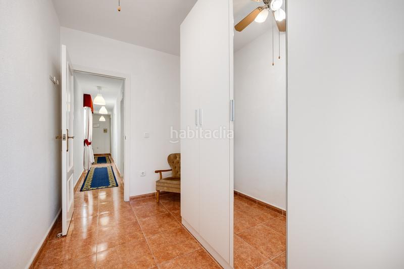 Foto d82b3ff9-ce7c-4352-9b75-af37732c73c1. Àtic amb calefacció aparcament a Zona Playa de los Locos Torrevieja