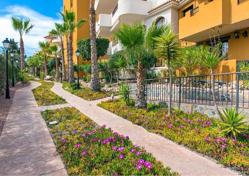 Foto 949b9805-ba9d-4824-aded-d8f74742aaab. Alquiler apartamento precioso apartmaneto en Punta Prima en Torrevieja