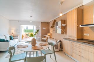 Lloguer Apartament a La Veleta. Apartamento acogedor cerca de la playa