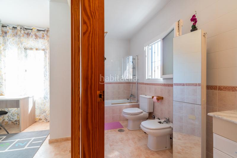 Foto c040869f-bde4-4dae-8864-fb6b5286804e. Alquiler casa adosada casa en Campoamor en Campoamor Orihuela