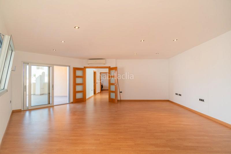 Foto 46c5feea-ddbd-4bc0-8756-a621b0520f22. Alquiler masía moderna villa cerca de campos de roda golf en Torre - Pacheco