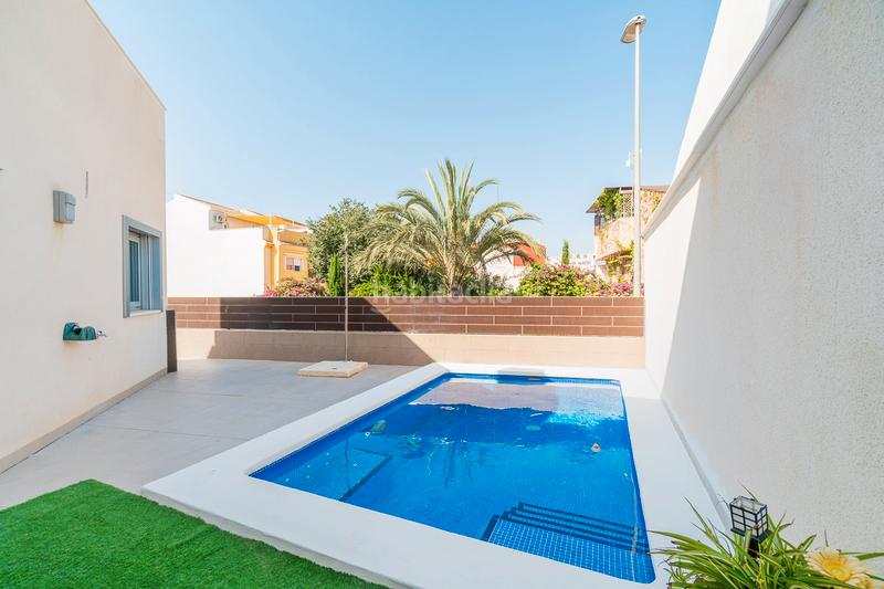 Foto 736ad985-55ee-441c-bd98-24135503395e. Alquiler masía moderna villa cerca de campos de roda golf en Torre - Pacheco