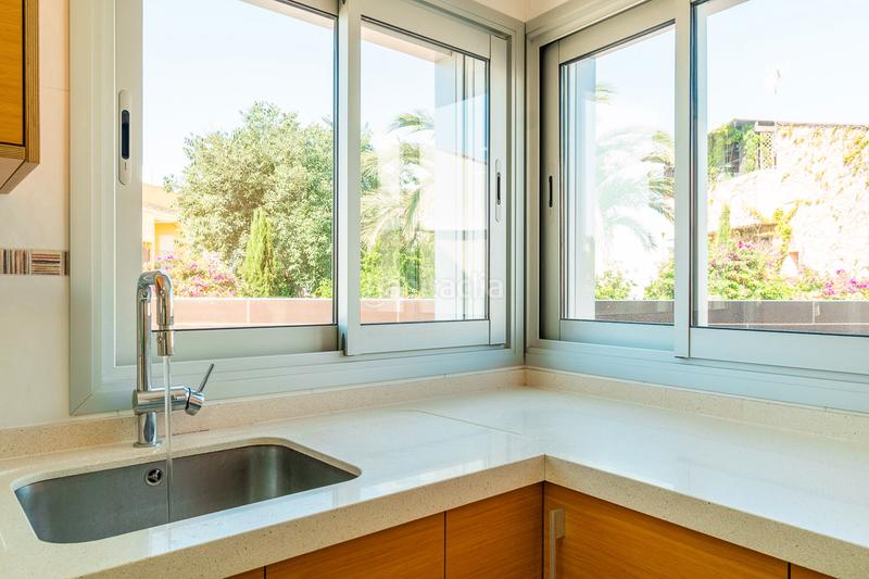 Foto 7b59112f-fd68-4c3f-b9f3-69a495da2c83. Alquiler masía moderna villa cerca de campos de roda golf en Torre - Pacheco