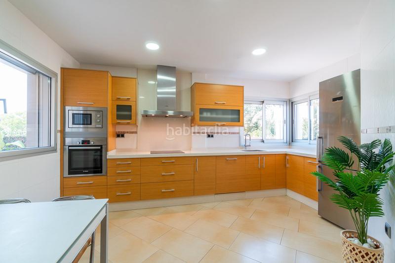 Foto c0e63cf3-10d0-497f-bbef-5b064bb8da10. Alquiler masía moderna villa cerca de campos de roda golf en Torre - Pacheco