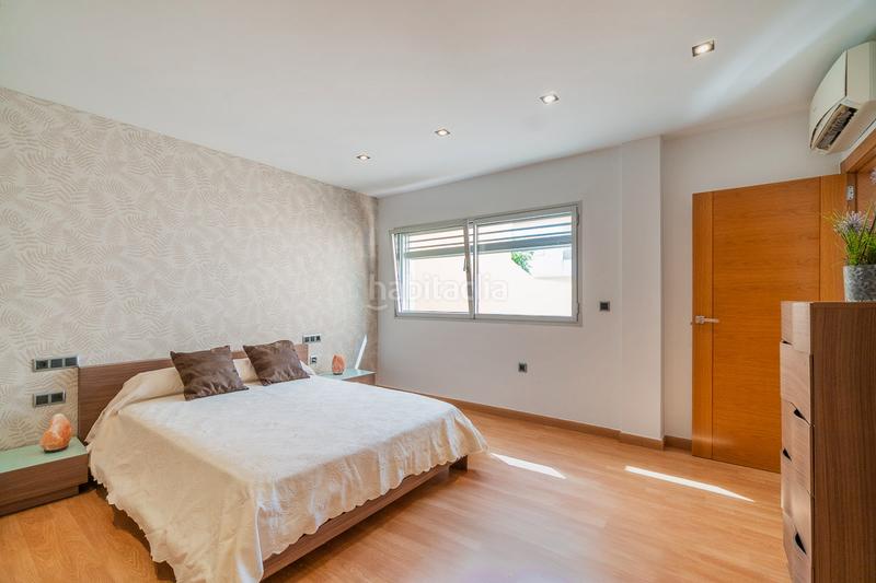 Foto cad5aa93-db63-42c7-8390-138e2eab275c. Alquiler masía moderna villa cerca de campos de roda golf en Torre - Pacheco