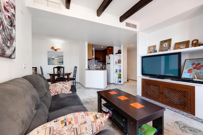 Foto 85a55092-4bff-4e9d-8a8d-72dbd76b77e6. Apartamento exclusivo apartamento con vistas al mar y piscina comunitaria en la prestigiosa avenida roentgen en Torrevieja