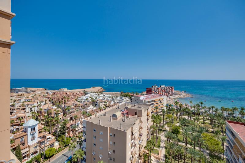 Foto a1428ecd-86cd-4223-a502-49028cdb9f35. Apartamento exclusivo apartamento con vistas al mar y piscina comunitaria en la prestigiosa avenida roentgen en Torrevieja