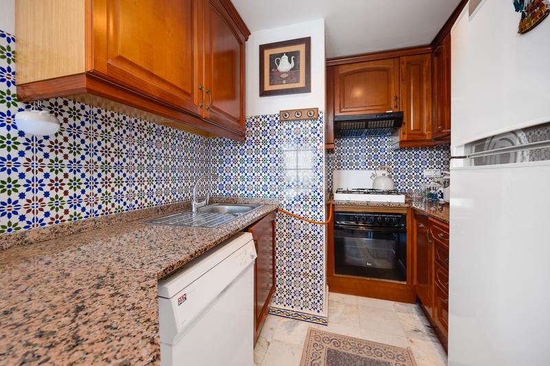 Foto b64af9ca-7e84-41b0-8f0b-bd81c34e48d1. Apartamento exclusivo apartamento con vistas al mar y piscina comunitaria en la prestigiosa avenida roentgen en Torrevieja