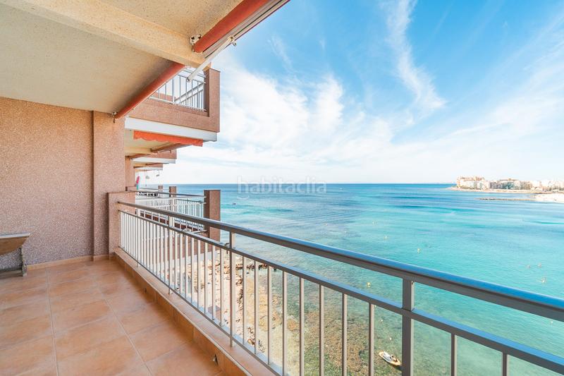 Foto 9370743c-5c02-4647-9c6b-681f70951377. Alquiler apartamento piso en playa los locos primera linea del mar en Torrevieja