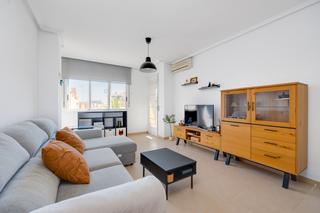 Apartament a Avenida Habaneras - Curva de Palangre. Exclusiva vivienda orientada al sur en torrevieja, a un paso del