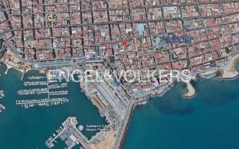 Foto f74c6ffa-d4b4-431a-b296-31de6df4e37d. Apartment with heating in Centro - Muelle Pesquero Torrevieja