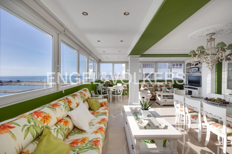 Foto 9c8b3aff-d9dd-4d98-b3a3-c6327981ec6f. Apartament amb calefacció aparcament piscina a El Acequión Torrevieja