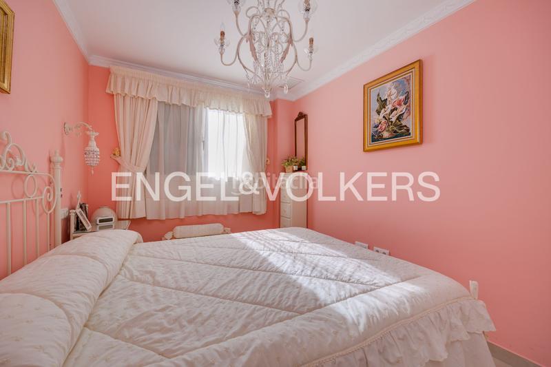 Foto be2c45a3-7c21-41e3-b3a8-30646136150b. Apartament amb calefacció aparcament piscina a El Acequión Torrevieja